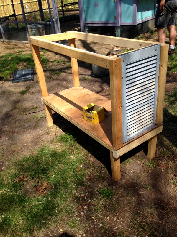 How to make a Mini Chicken Coop with Recycled Materials
