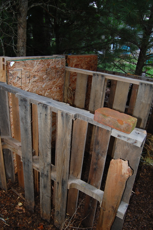Build a Compost Bin from Pallets